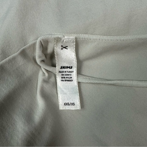 Skims Adjustable Bodysuit - Picture 6 of 6